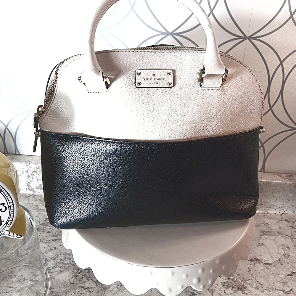 Kate Spade Black and White Handbag.